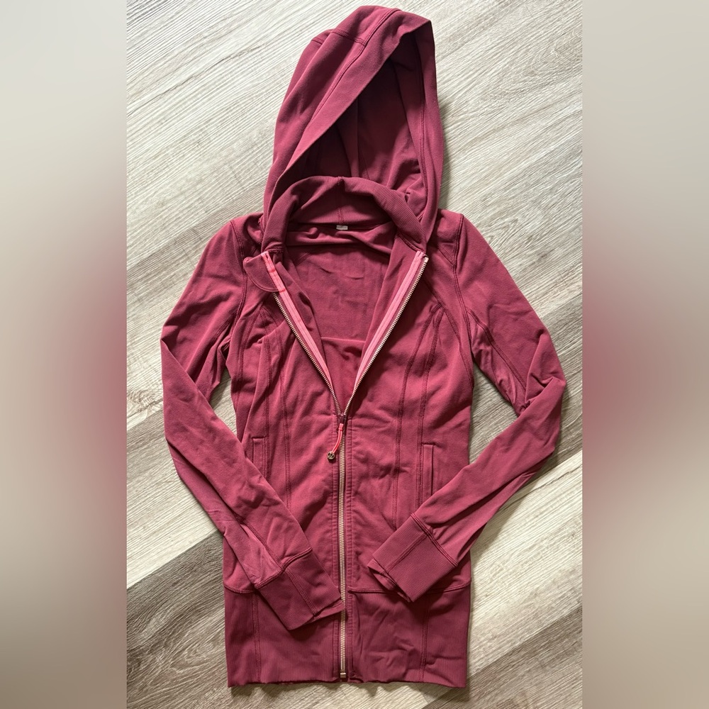 Women’s size 2 lululemon athletica Maroon Zip-Up Hoodie